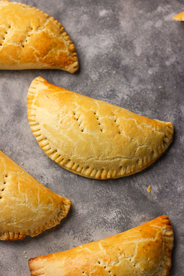 Meatpie Tray of 10 - Premium Savoury Pastries